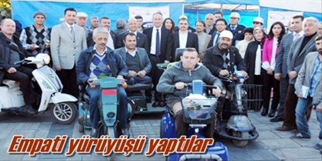 Empati yürüyüşü yaptılar