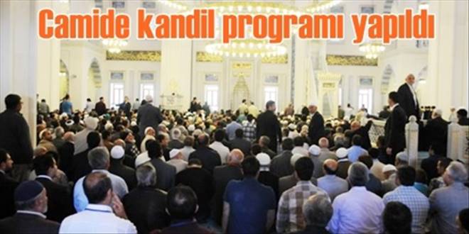 Camide kandil programı yapıldı