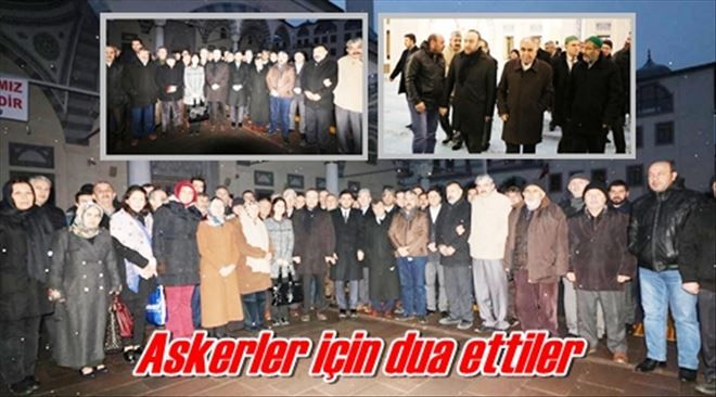 Askerler için dua ettiler