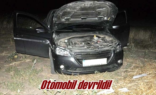 Otomobil devrildi!