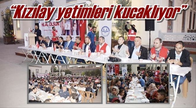 ?Kızılay yetimleri kucaklıyor?