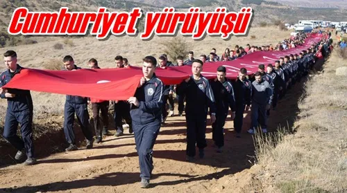 Cumhuriyet yürüyüşü