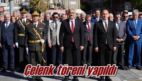 Çelenk töreni yapıldı