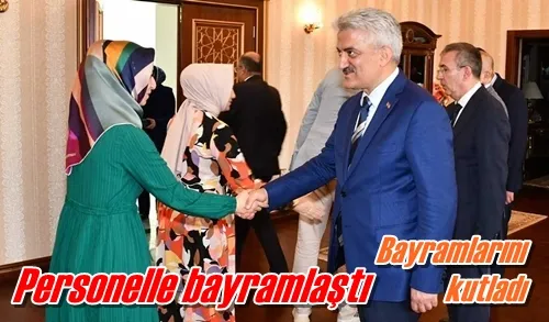 Personelle bayramlaştı