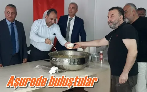 Aşurede buluştular