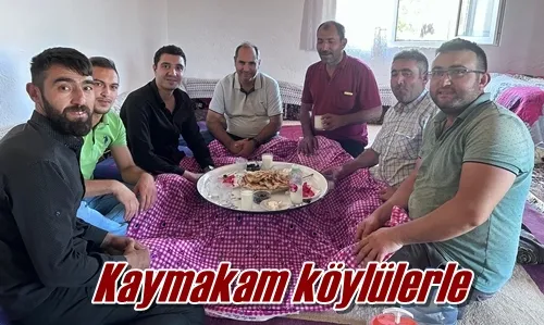 Kaymakam köylülerle