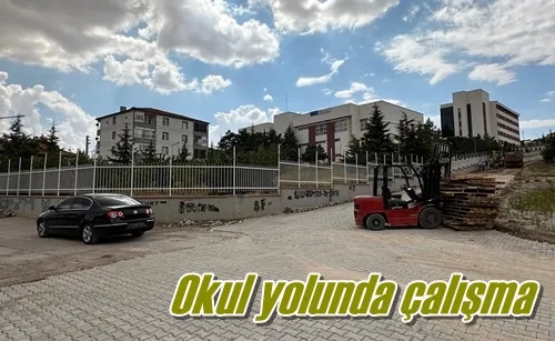 Okul yolunda çalışma