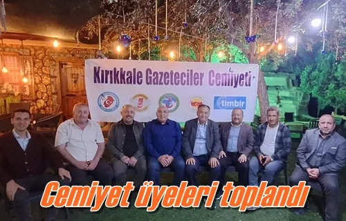 Cemiyet üyeleri toplandı