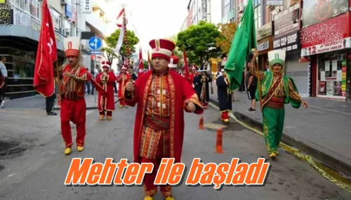 Mehter ile başladı