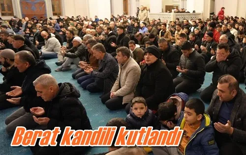 Berat kandili kutlandı