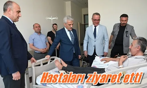 Hastaları ziyaret etti