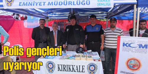 Öğrencileri Bilgilendiriyorlar