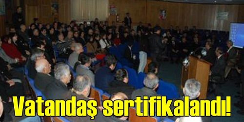 Vatandaşlara Sertifika Verildi
