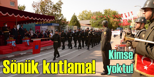 Zafere Az Sayıda Katılımla Kutlama!