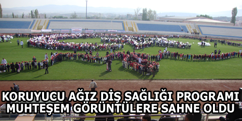 2 Bin 850 Öğrenci Aynı Anda Diş Fırçaladı
