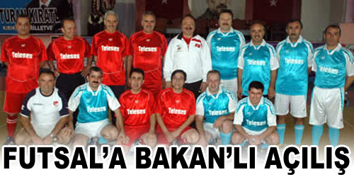 Bakan, Futsal`da Forma Giydi